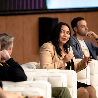 Panel sobre lealtad, CRM y experiencia del cliente